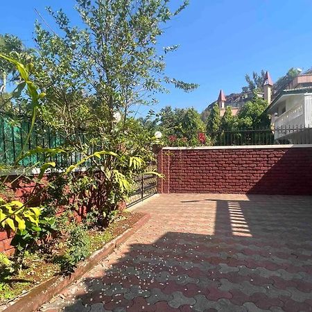 Valecha Villa Entire 4Bhkbunglow With 5000 Sq Ft Garden Лонавла Екстер'єр фото